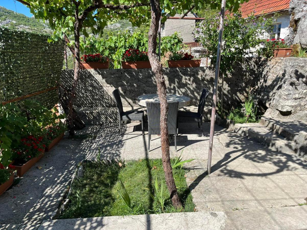 Una Apartment Cetinje Eksteriør billede