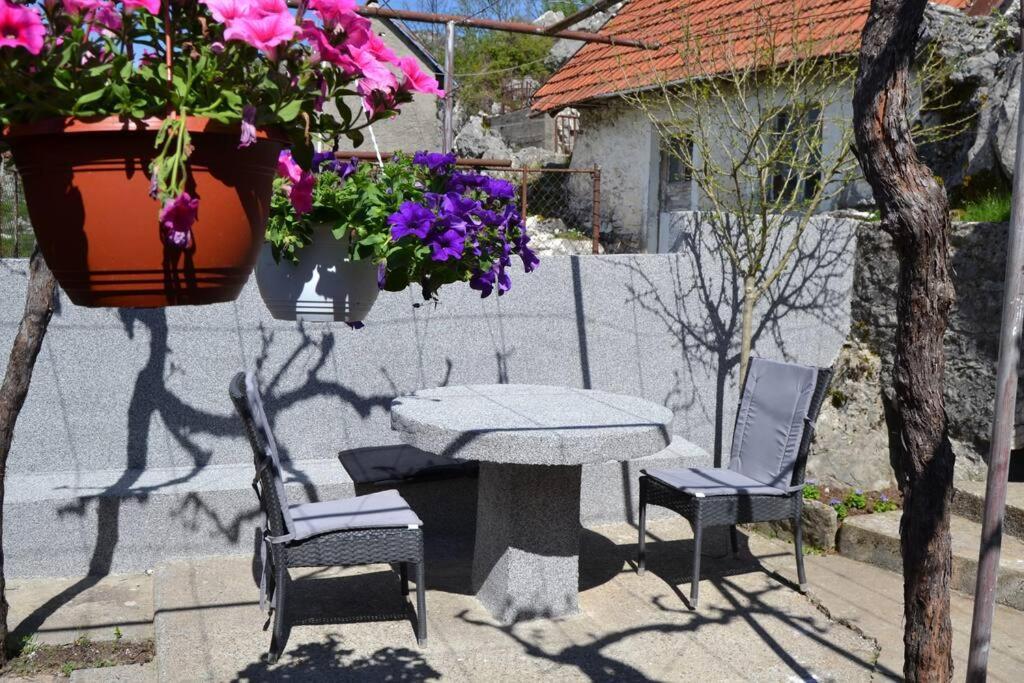 Una Apartment Cetinje Eksteriør billede